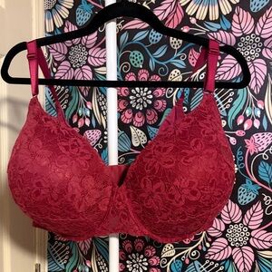 Elegant Lace Bra in Deep Pink